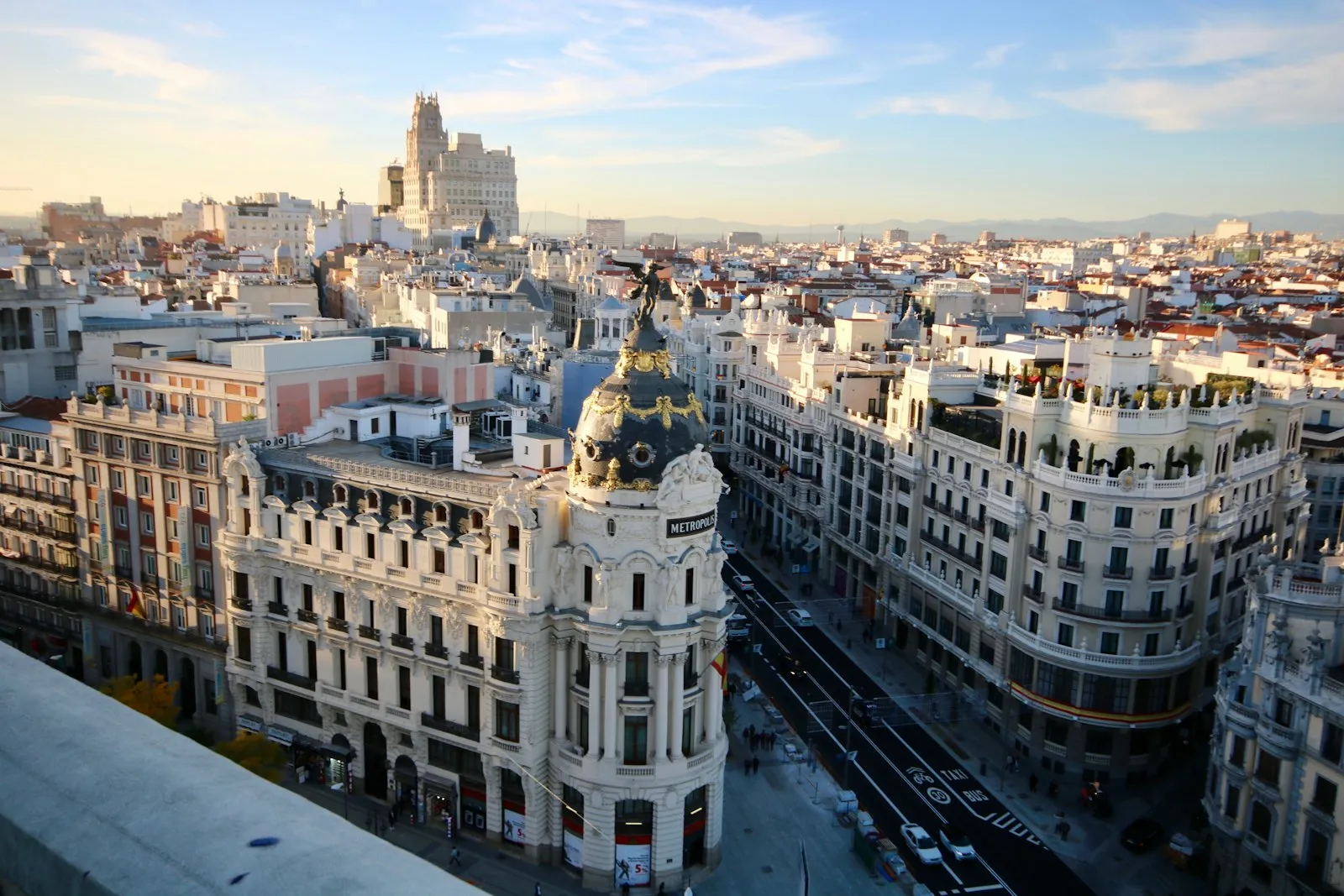 The Metrópolis building and Gran Vía in Madrid